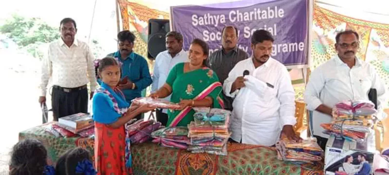 Clothes Distribution